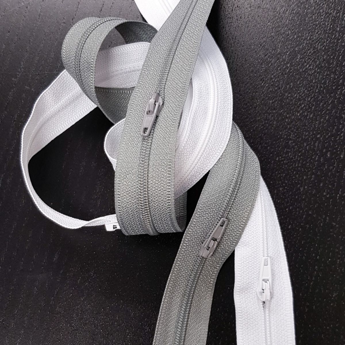 Glidelås metervis 4 mm
